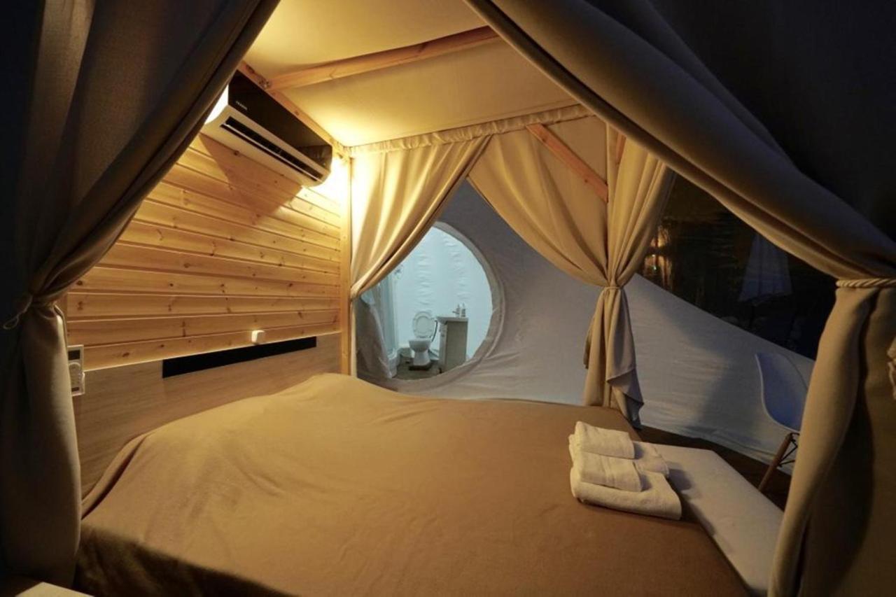Hotel Bubble Tent Nea Moudania Exteriér fotografie