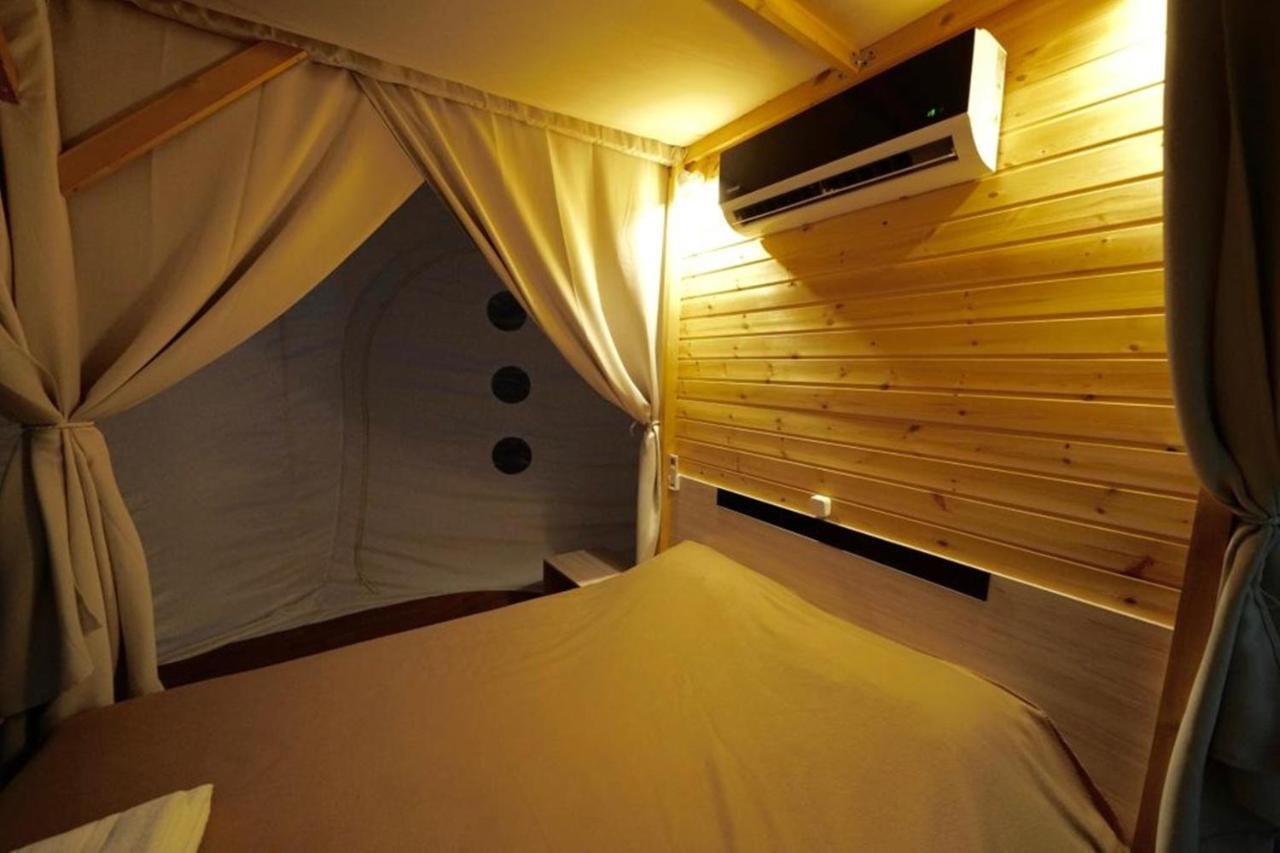 Hotel Bubble Tent Nea Moudania Exteriér fotografie